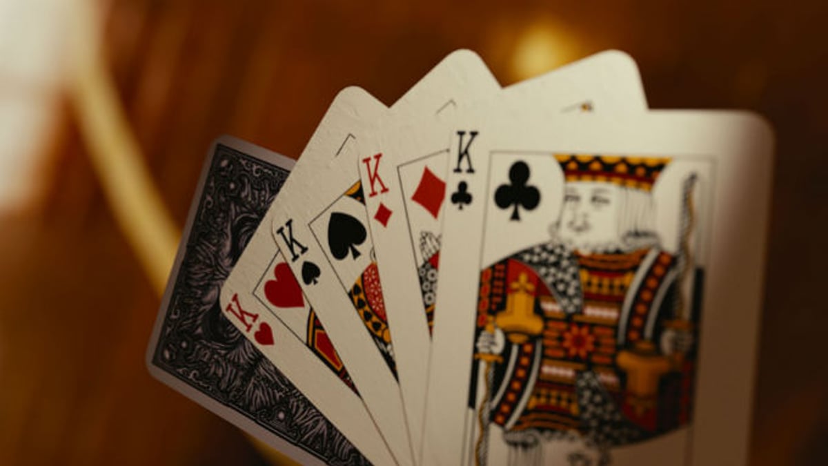 12-Step Plan To Become A Professional Poker Player 12-Step Plan To Become A Professional Poker Player